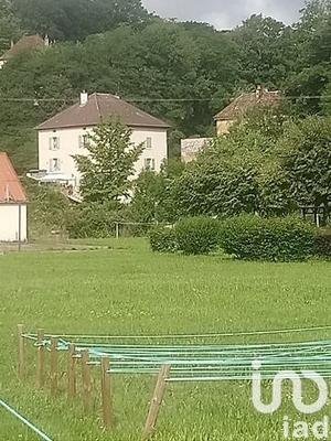 Maison - 240 m² - 10 pièces