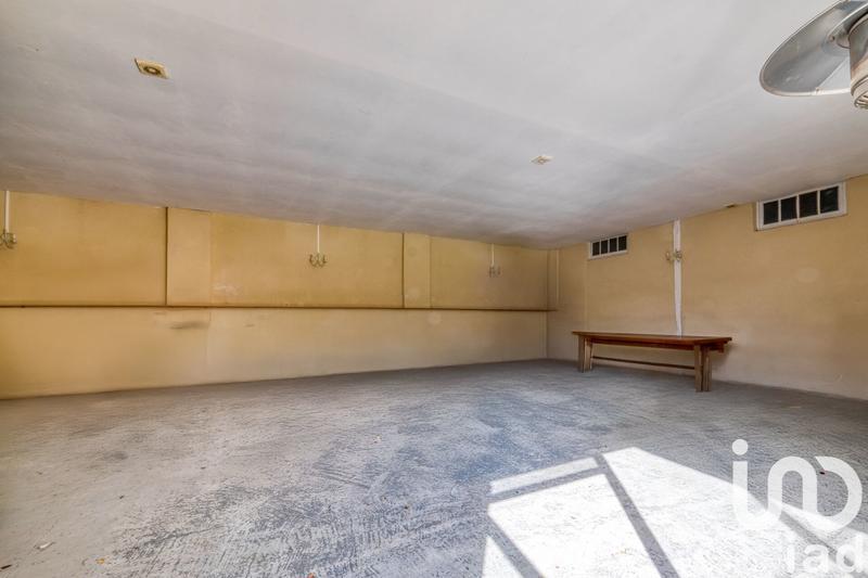 Maison - 320 m² - 10 pièces