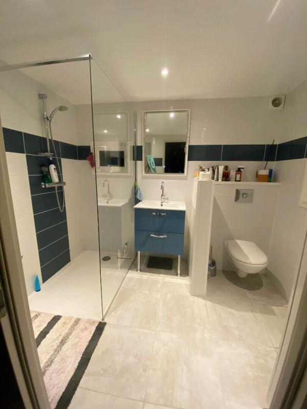 Maison - 205 m² - 8 pièces