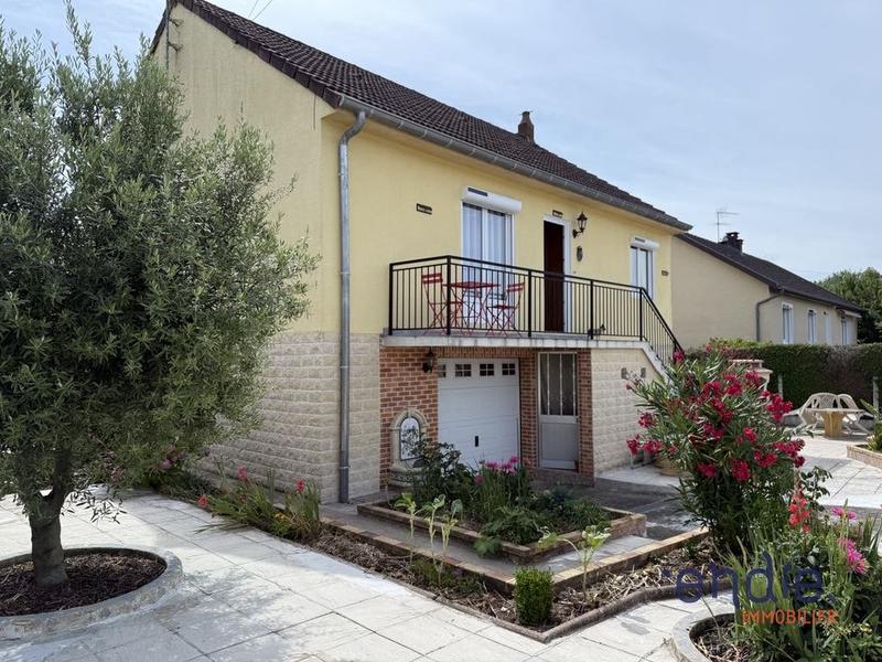 Maison - 89 m² - 4 pièces
