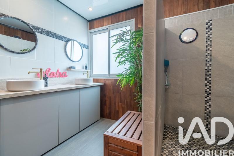 Maison - 145 m² - 6 pièces