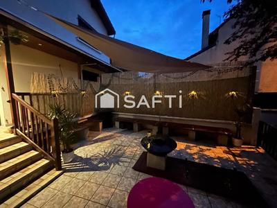 Maison - 160 m² - 6 pièces