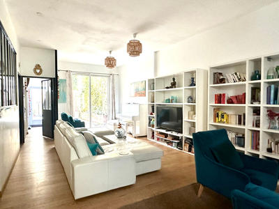 Maison en pierre - 198 m² - 8 pièces