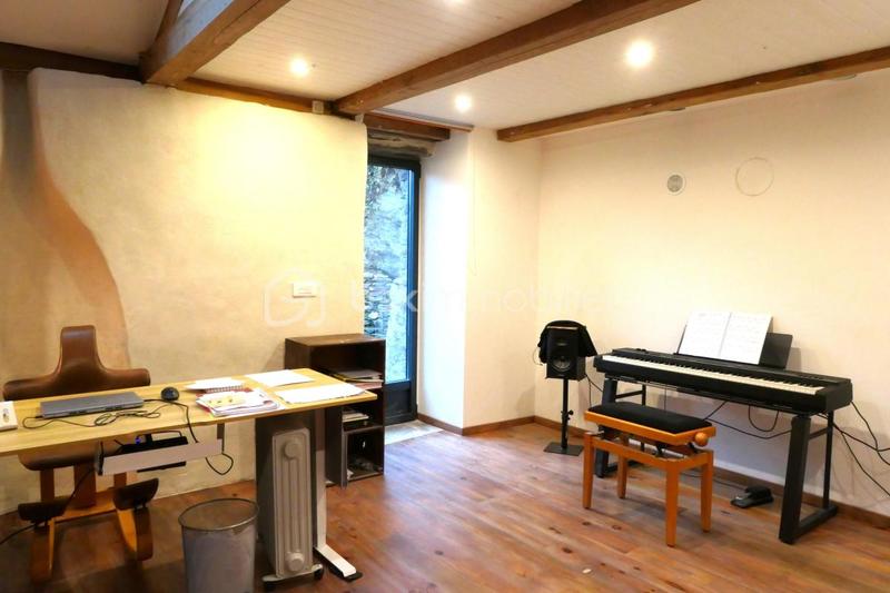 Mas - 90 m² - 5 pièces