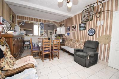 Maison de village - 100 m² - 4 pièces