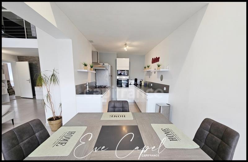 Maison - 128 m² - 5 pièces