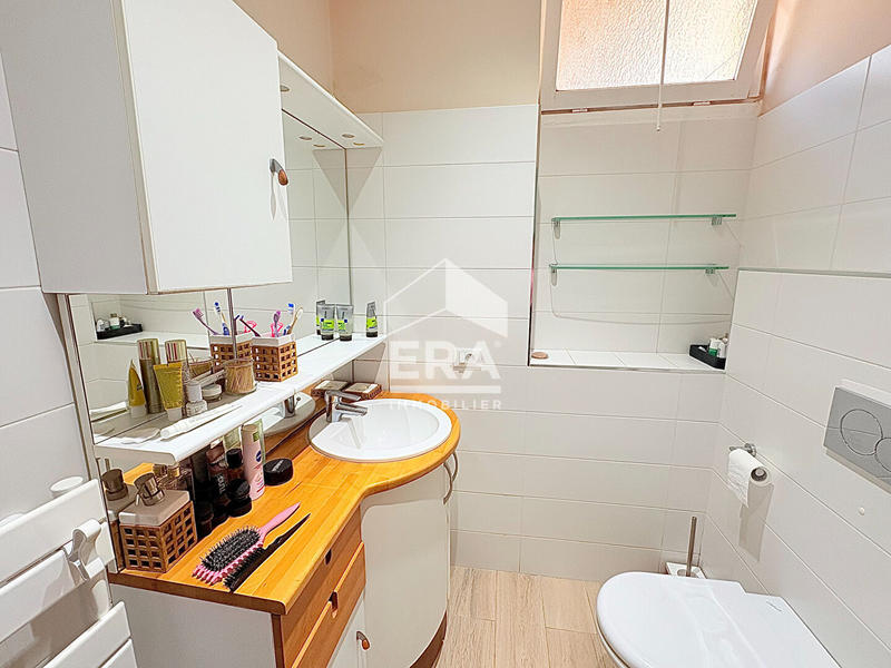 Villa - 180 m² - 7 pièces