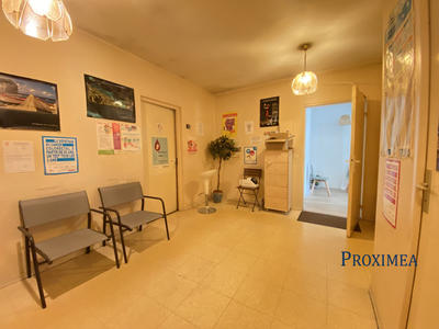 Bureau - 72 m² - 5 pièces