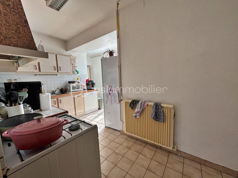 Maison - 233 m² - 8 pièces
