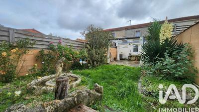 Maison - 82 m² - 3 pièces