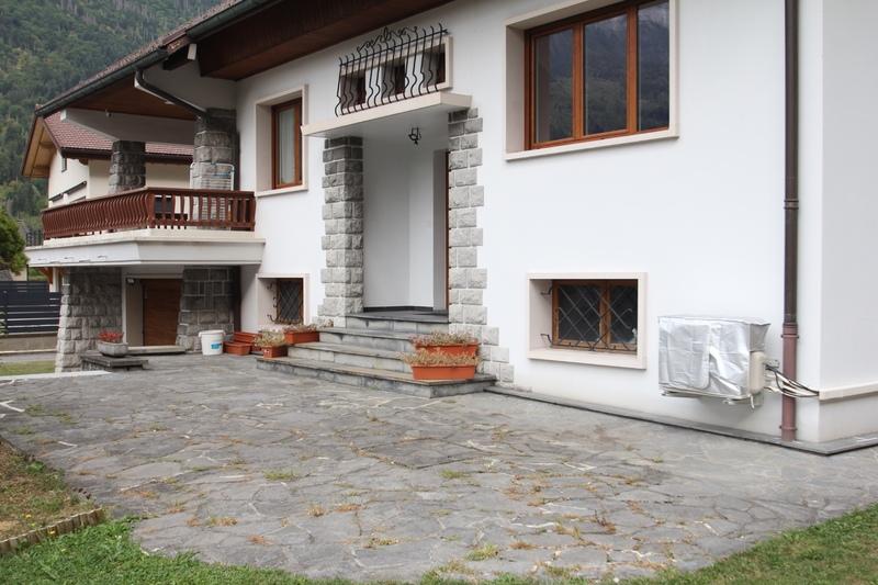 Appartement ancien - 116 m² - 3 pièces