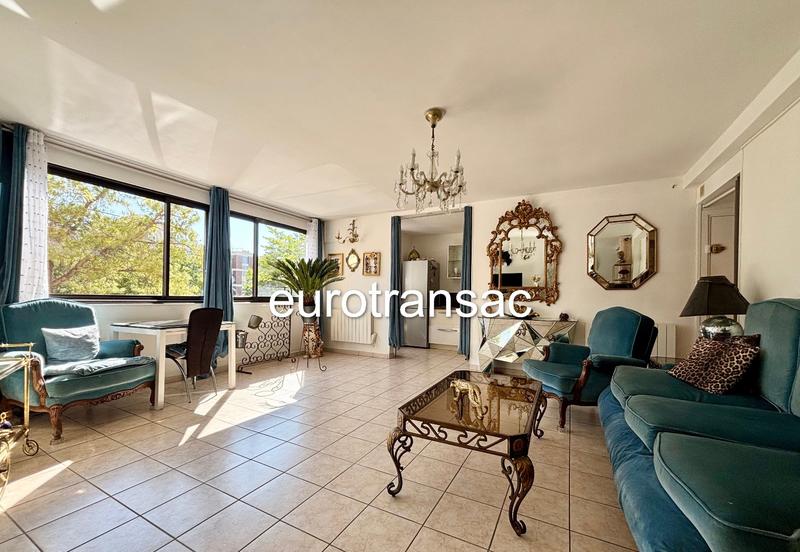 Appartement - 76 m² - 3 pièces