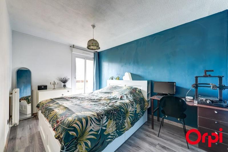 Appartement - 96 m² - 5 pièces