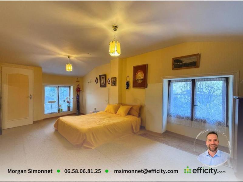 Maison - 150 m² - 7 pièces