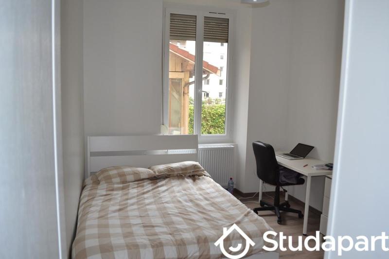 Chambre - 15 m² - 1 pièce