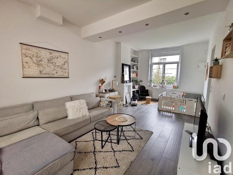 Maison - 93 m² - 5 pièces