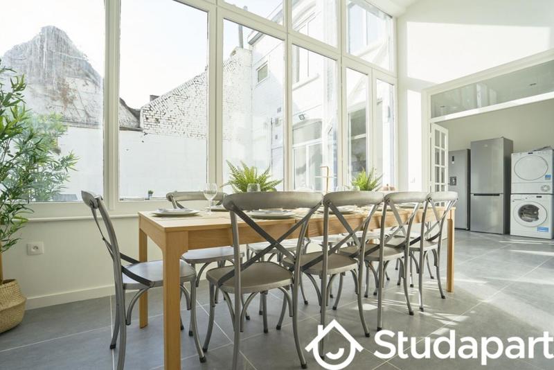 Chambre - 13 m² - 1 pièce