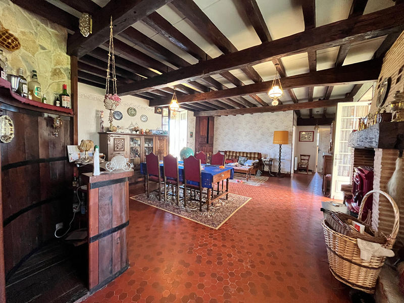 Maison - 142 m² - 6 pièces