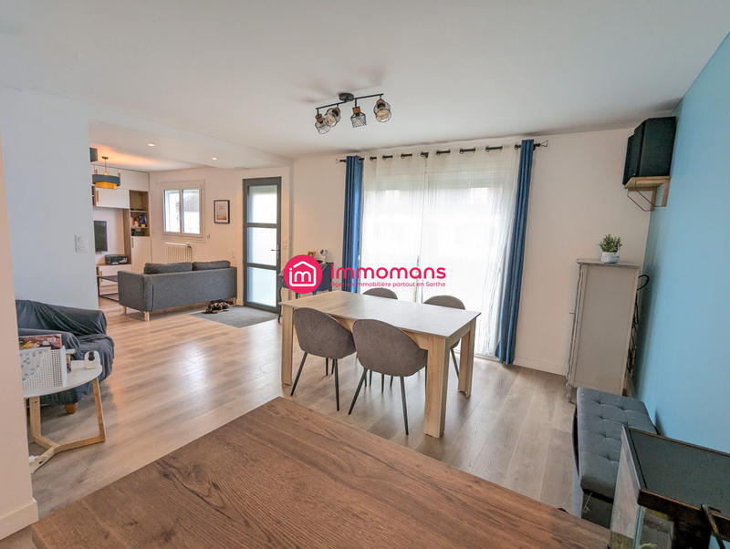 Maison - 93 m² - 4 pièces
