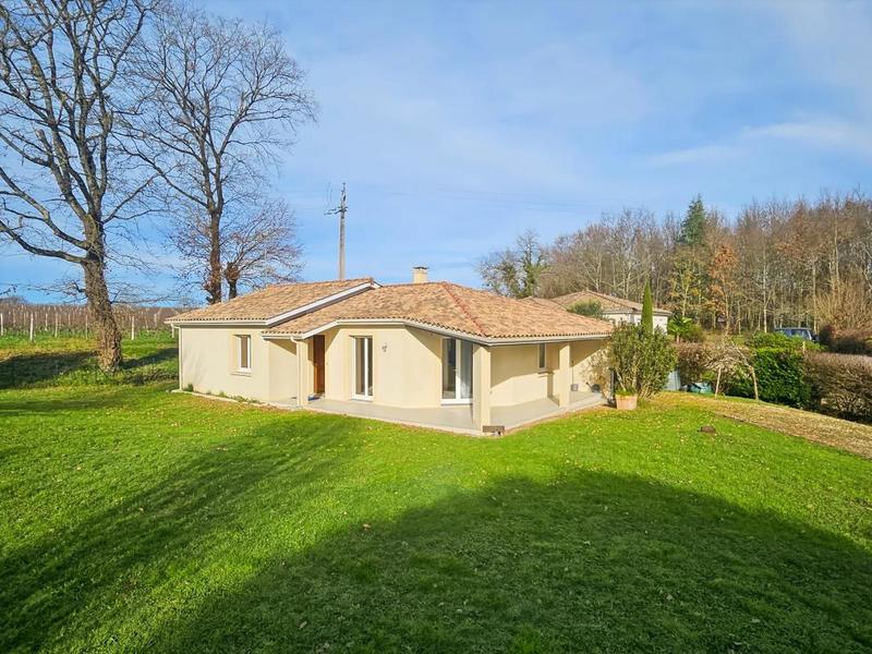 Maison - 92 m² - 4 pièces