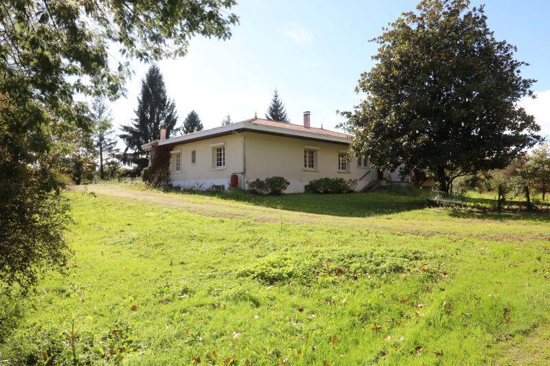 Maison - 208 m² - 7 pièces