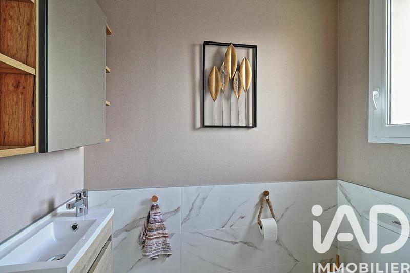 Maison - 95 m² - 4 pièces