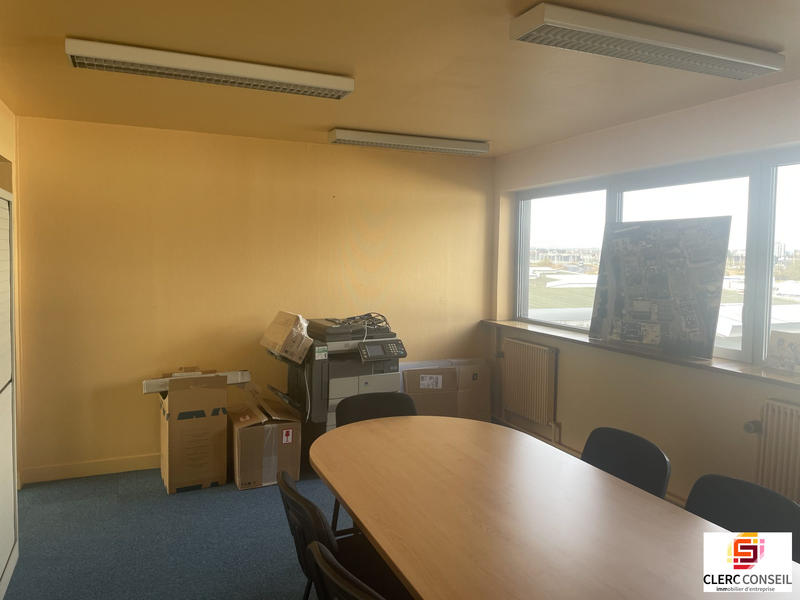 Bureau - 194 m²