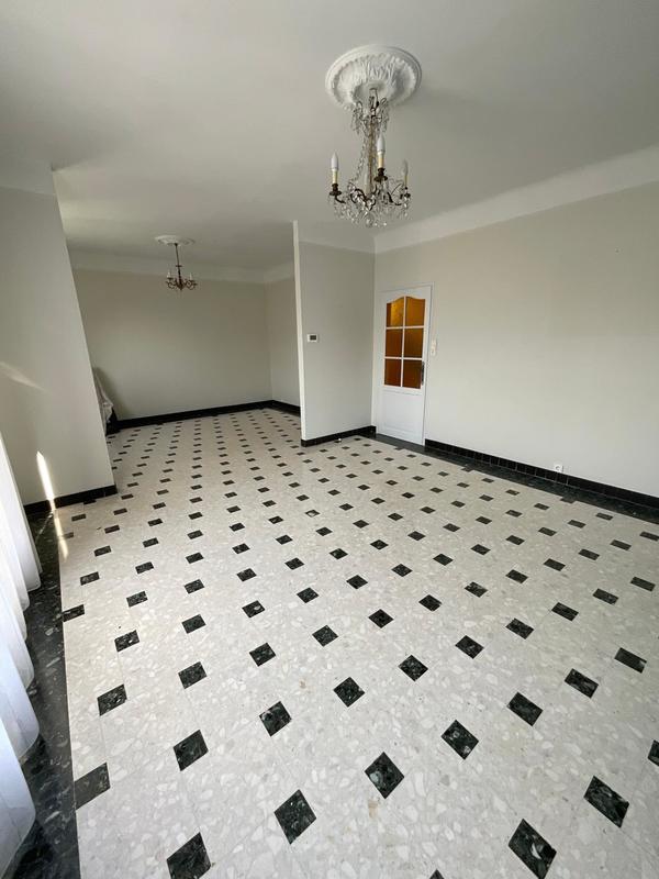 Maison - 137 m² - 5 pièces