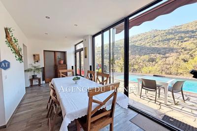 Appartement - 110 m² - 5 pièces