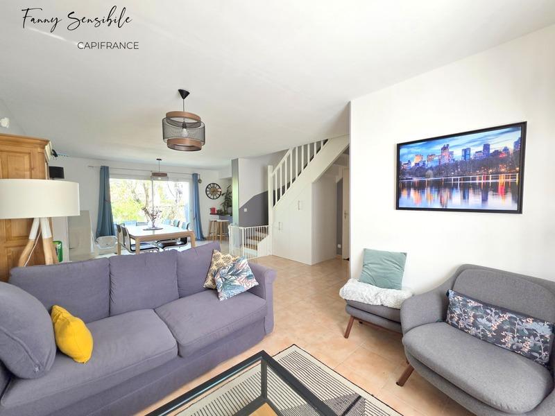 Maison - 92 m² - 4 pièces