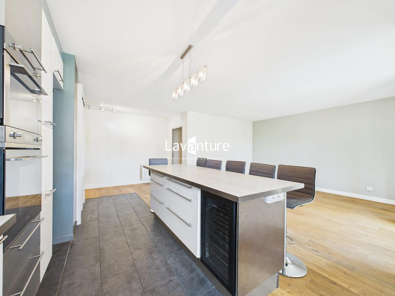 Appartement - 89 m² - 4 pièces