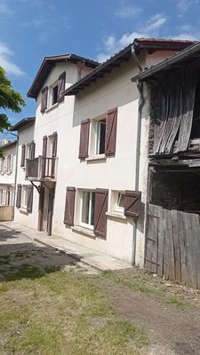 Maison - 170 m² - 8 pièces