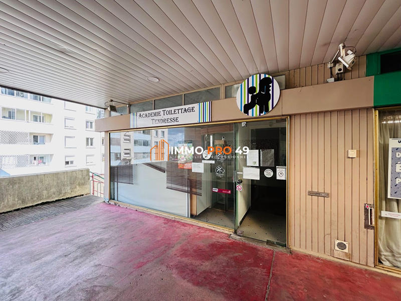 Local commercial - 61 m²