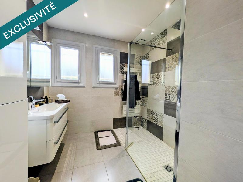 Maison - 149 m² - 7 pièces