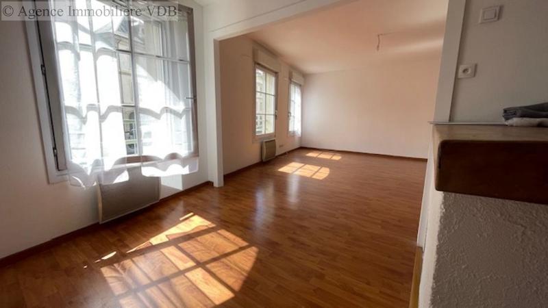 Appartement - 99 m² - 4 pièces