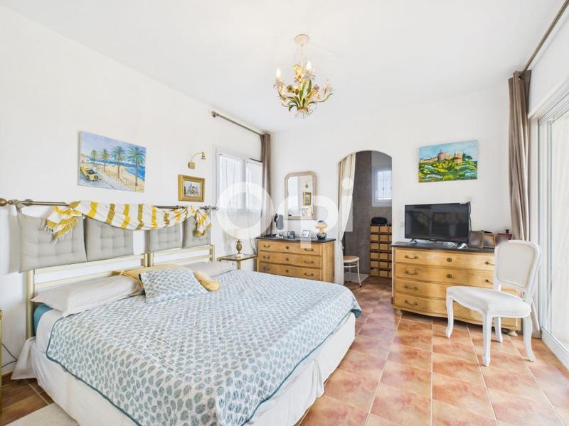 Villa - 170 m² - 6 pièces