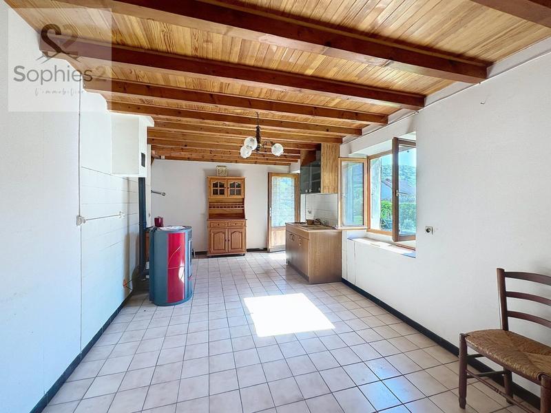 Maison - 200 m² - 8 pièces