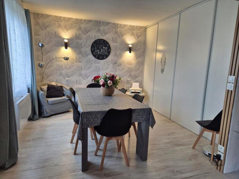 Maison - 138 m² - 6 pièces