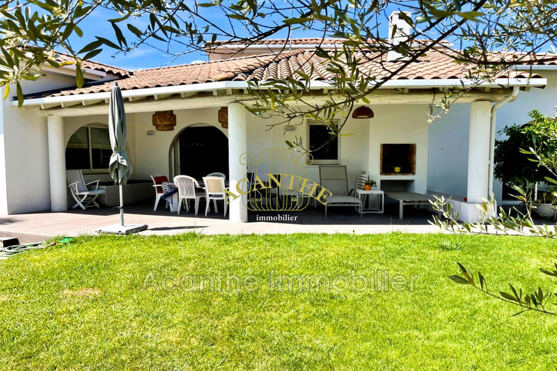 Maison - 203 m² - 6 pièces