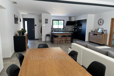 Villa - 105 m² - 4 pièces