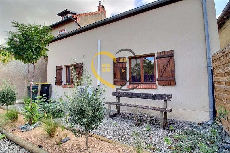 Maison - 95 m² - 6 pièces