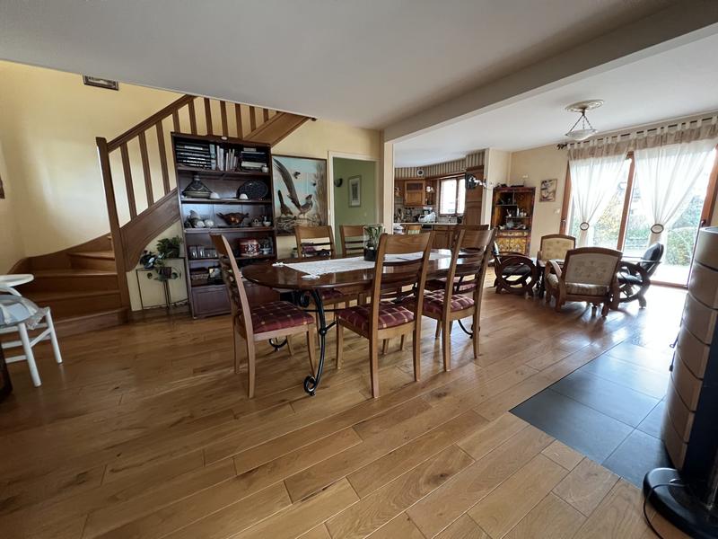Maison - 136 m² - 6 pièces
