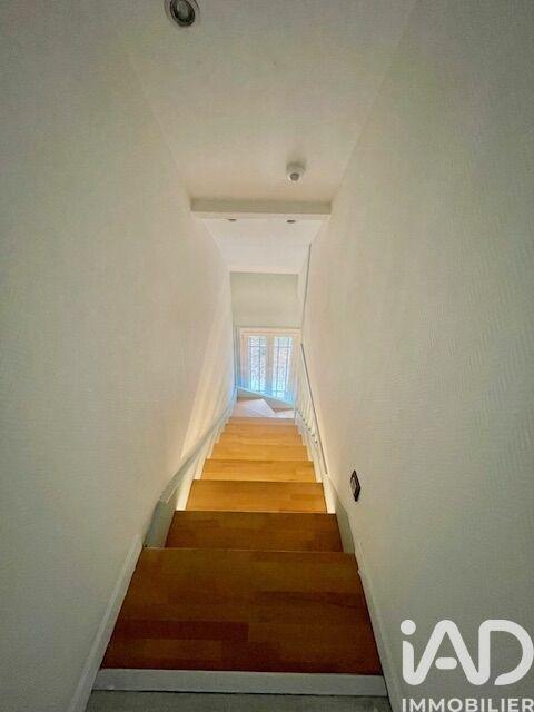 Maison - 288 m² - 12 pièces