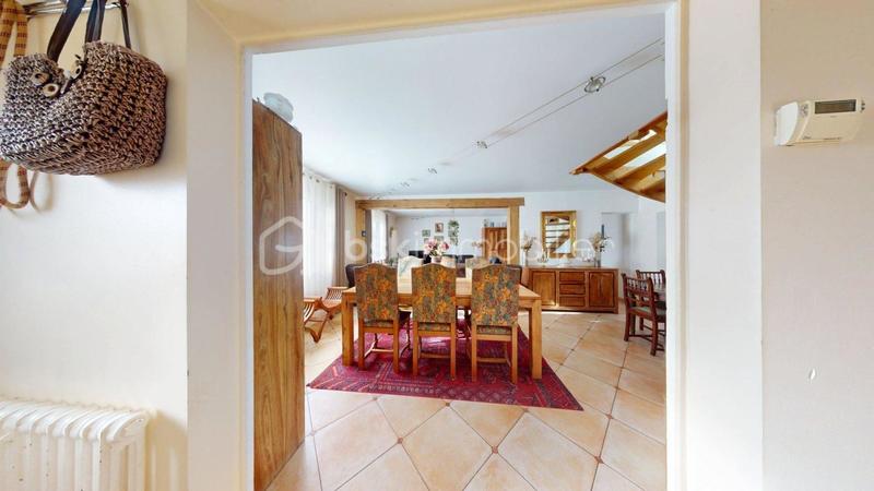 Corps de ferme - 126 m² - 7 pièces