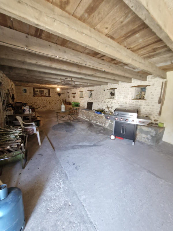 Maison - 247 m² - 10 pièces