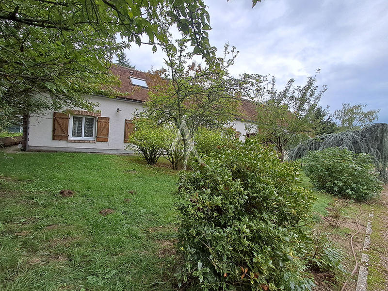 Maison - 305 m² - 10 pièces