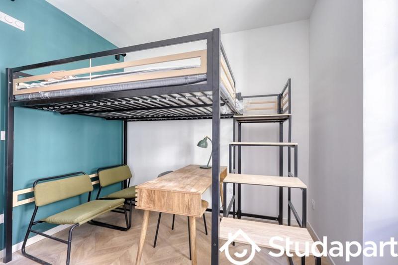 Chambre - 9 m² - 1 pièce