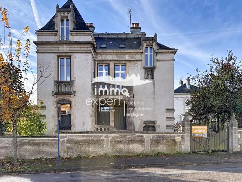 Maison - 170 m² - 8 pièces