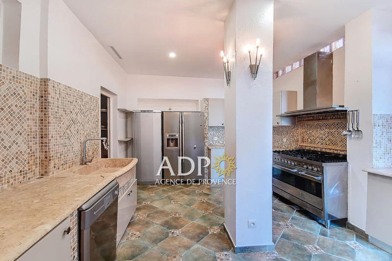 Appartement - 106 m² - 4 pièces