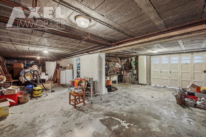 Maison - 225 m² - 6 pièces